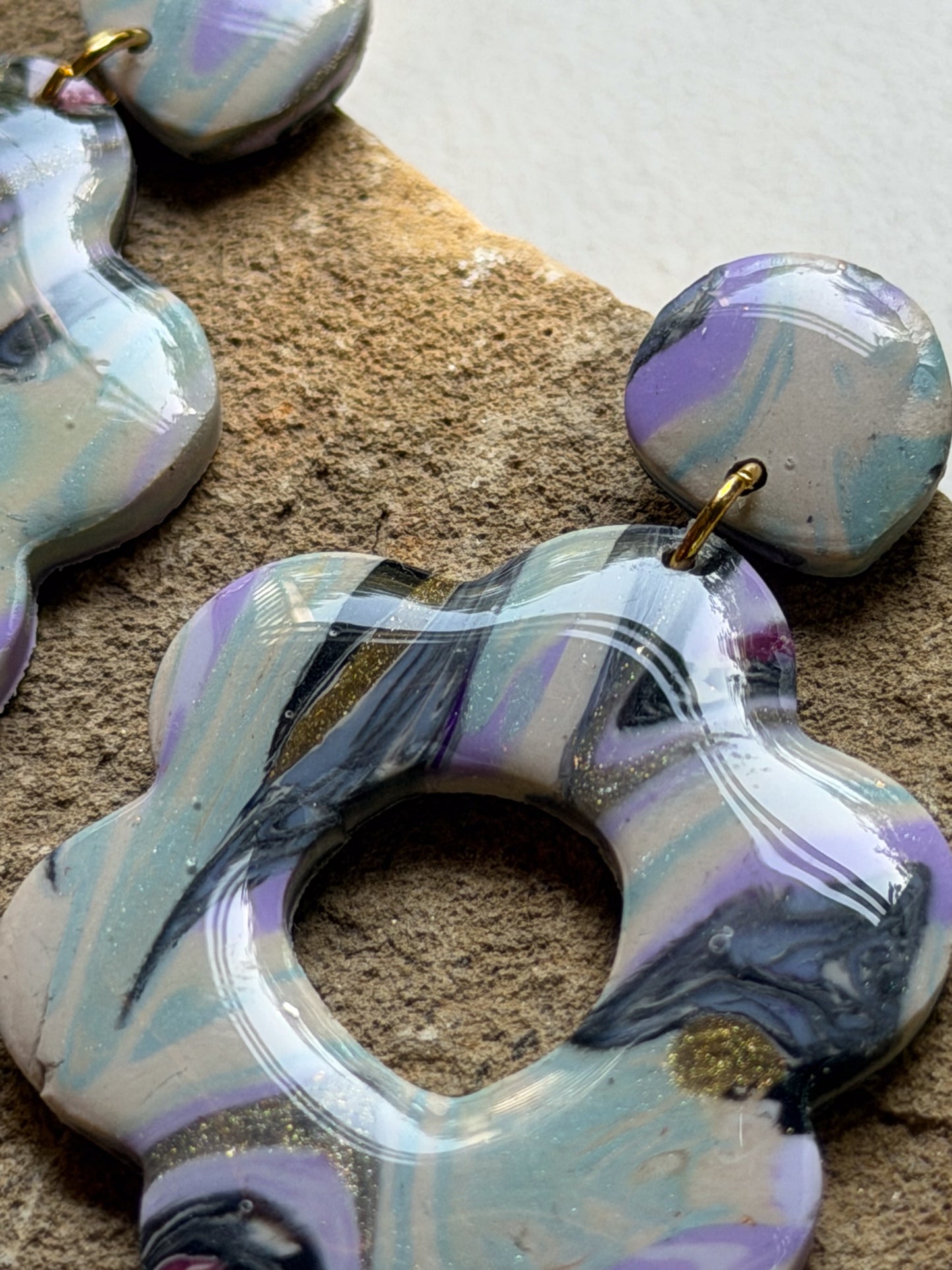 Retro Lavender Marble Flower Dangles