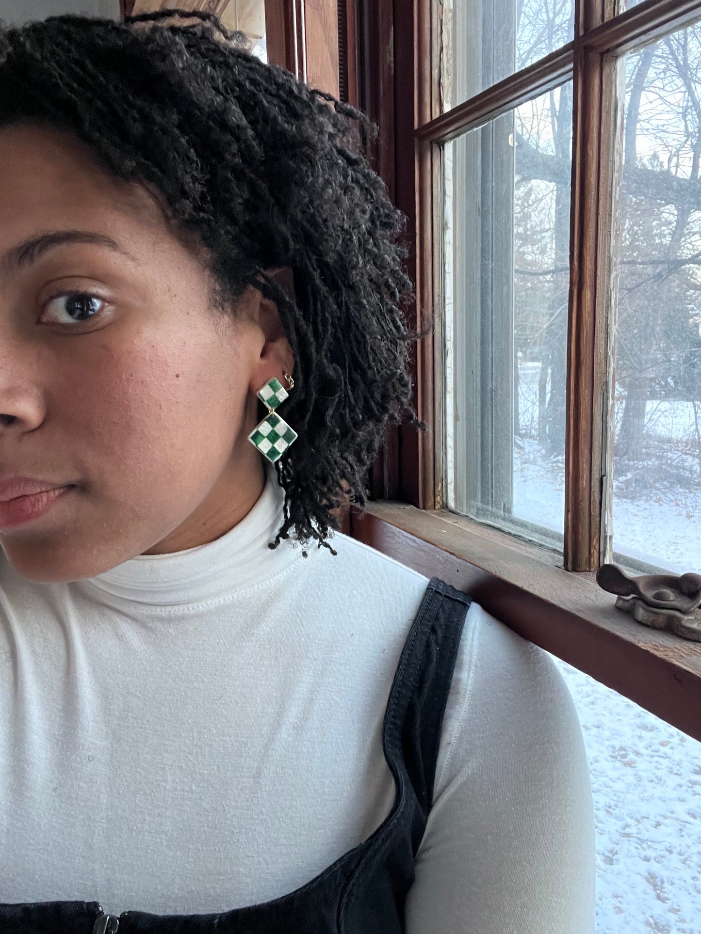 Vintage Feels Checkered Mini Dangles in Green