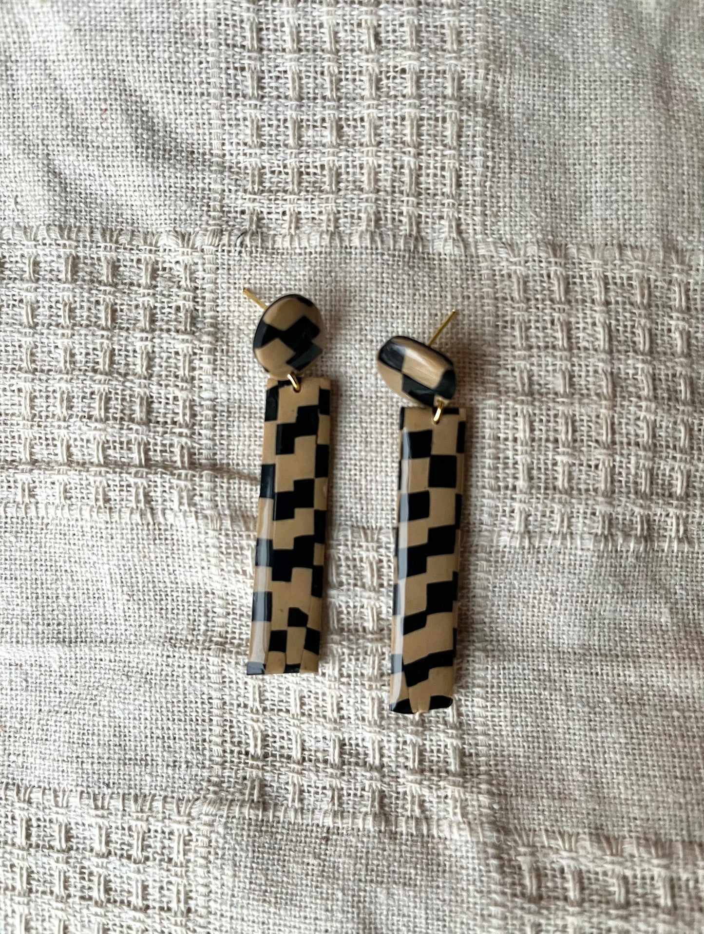 Organic Checkered Dangles