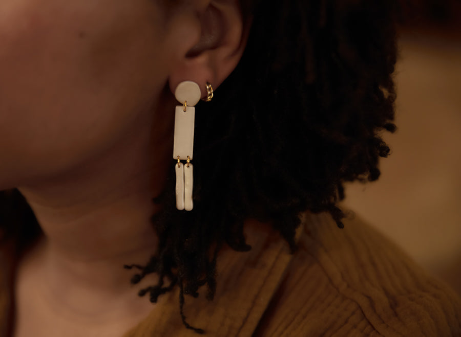 Minimal 'Art Deco' Tassel Dangles in Pearl