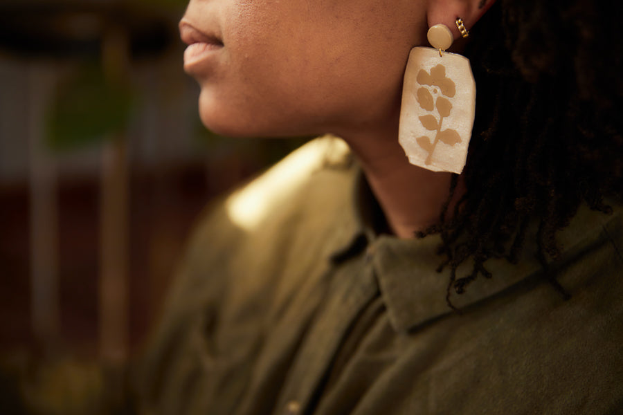 Beige & Pearl Flower Dangles