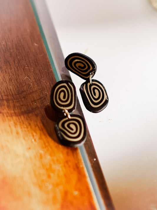 Everyday Beige and Black Mini Spirals