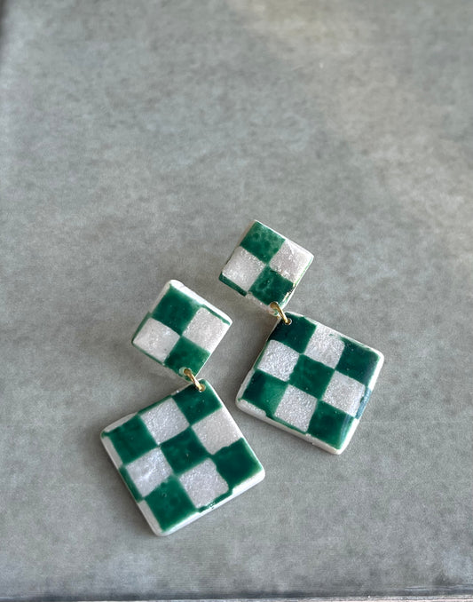 Vintage Feels Checkered Mini Dangles in Green