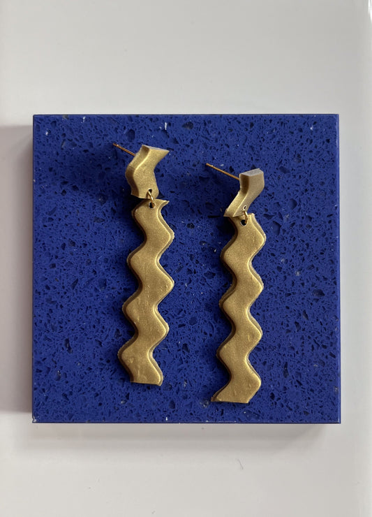 Zigzag Dangles in Gold - $21 SALE!