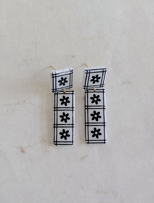 Retro Flower Print Dangle