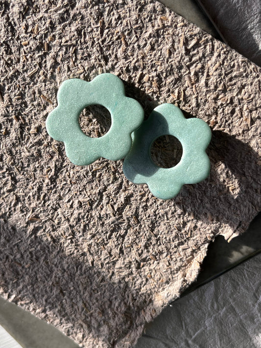 Shimmery Green Floral Posts