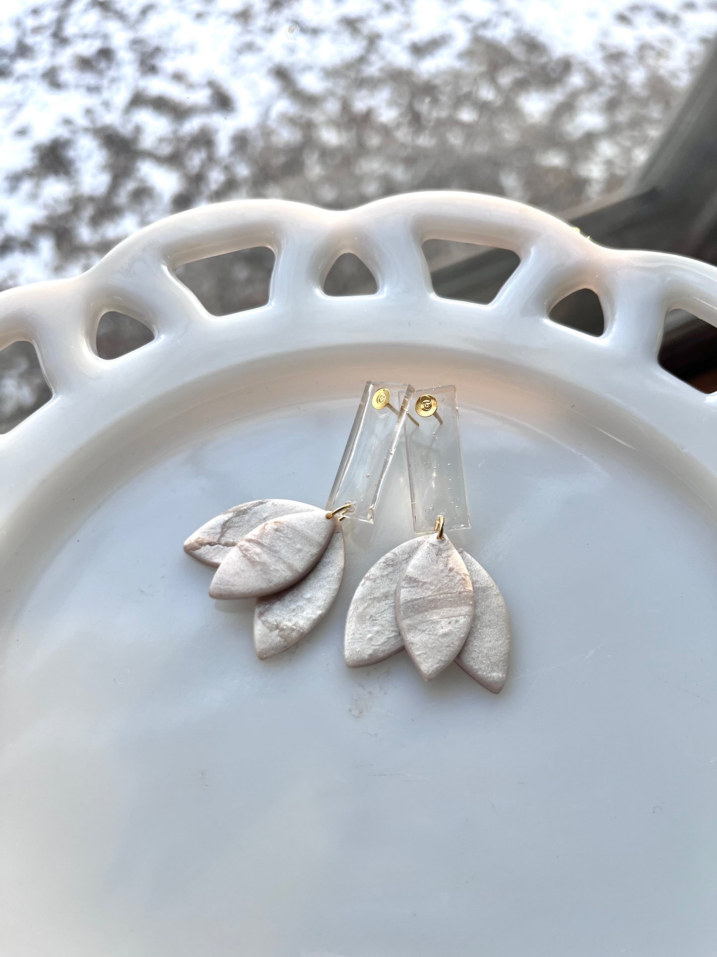Clearly Tulip Dangles ~ Cream