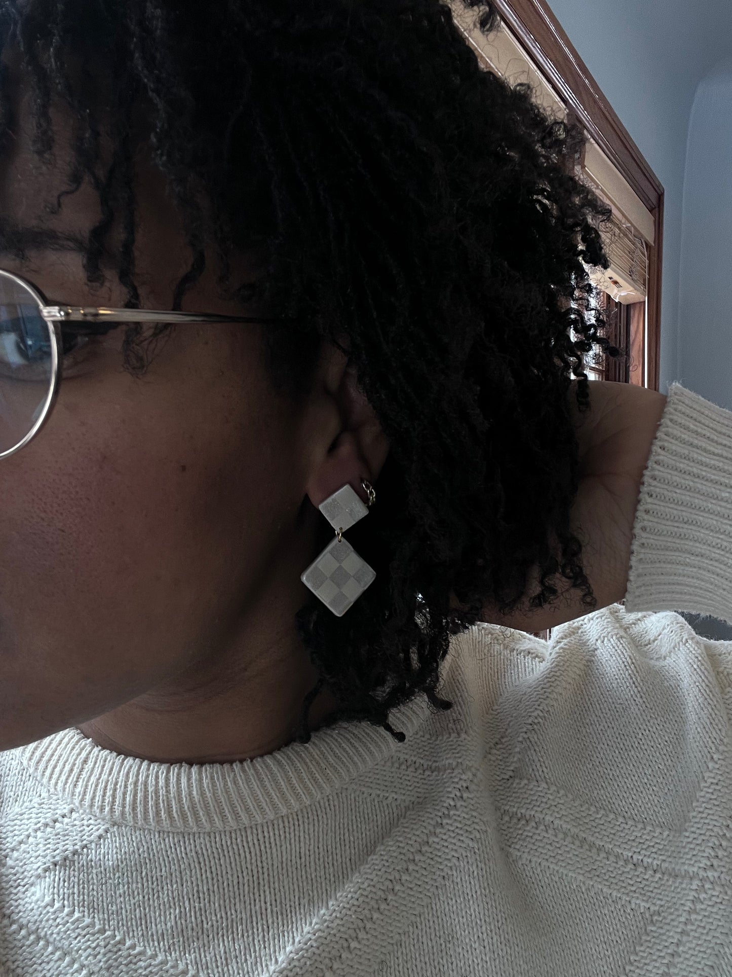 Mini Diamond Checkered Dangles in Cream & Pearl