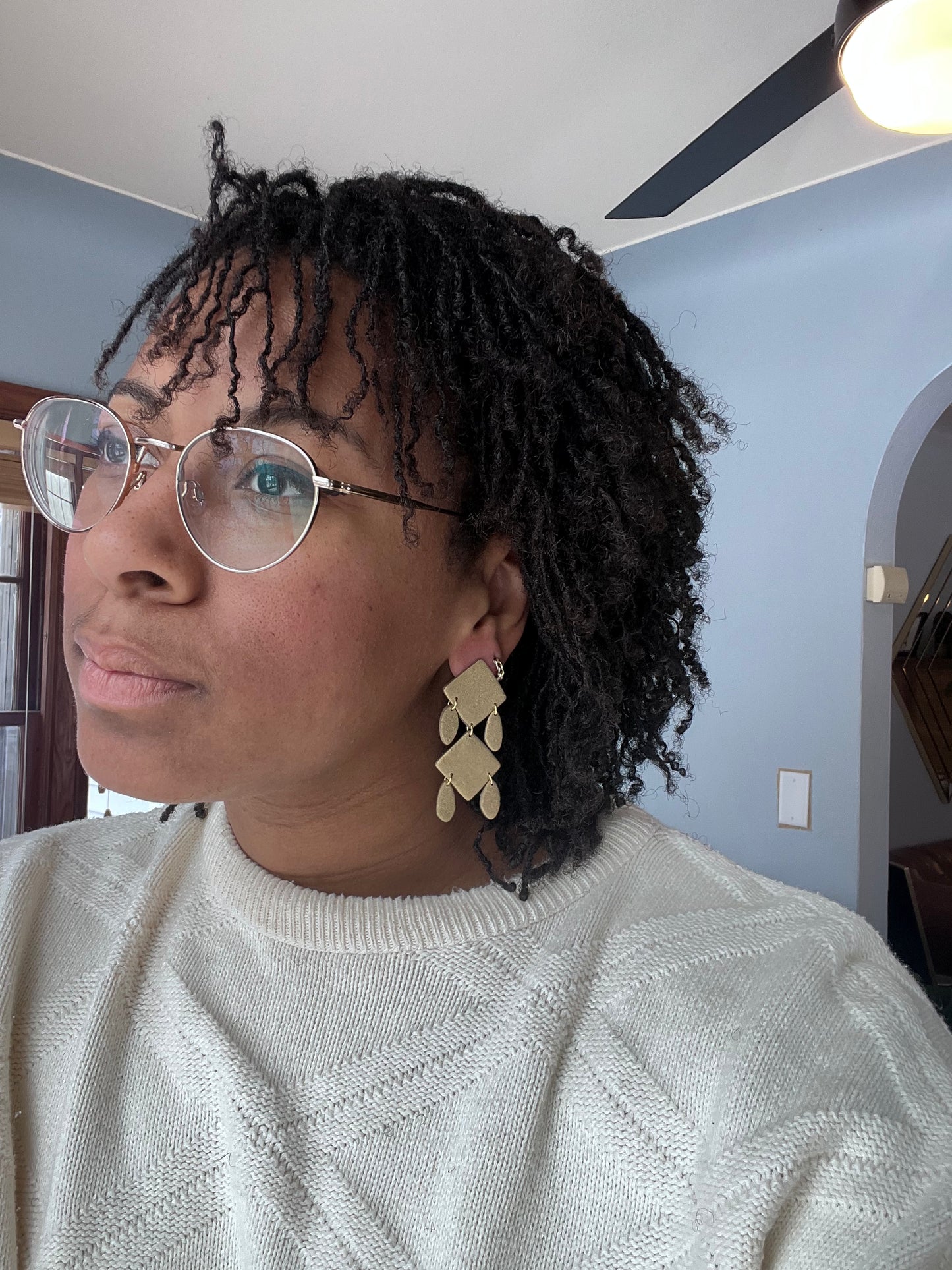 Simple Royalty Dangles in Antique Gold