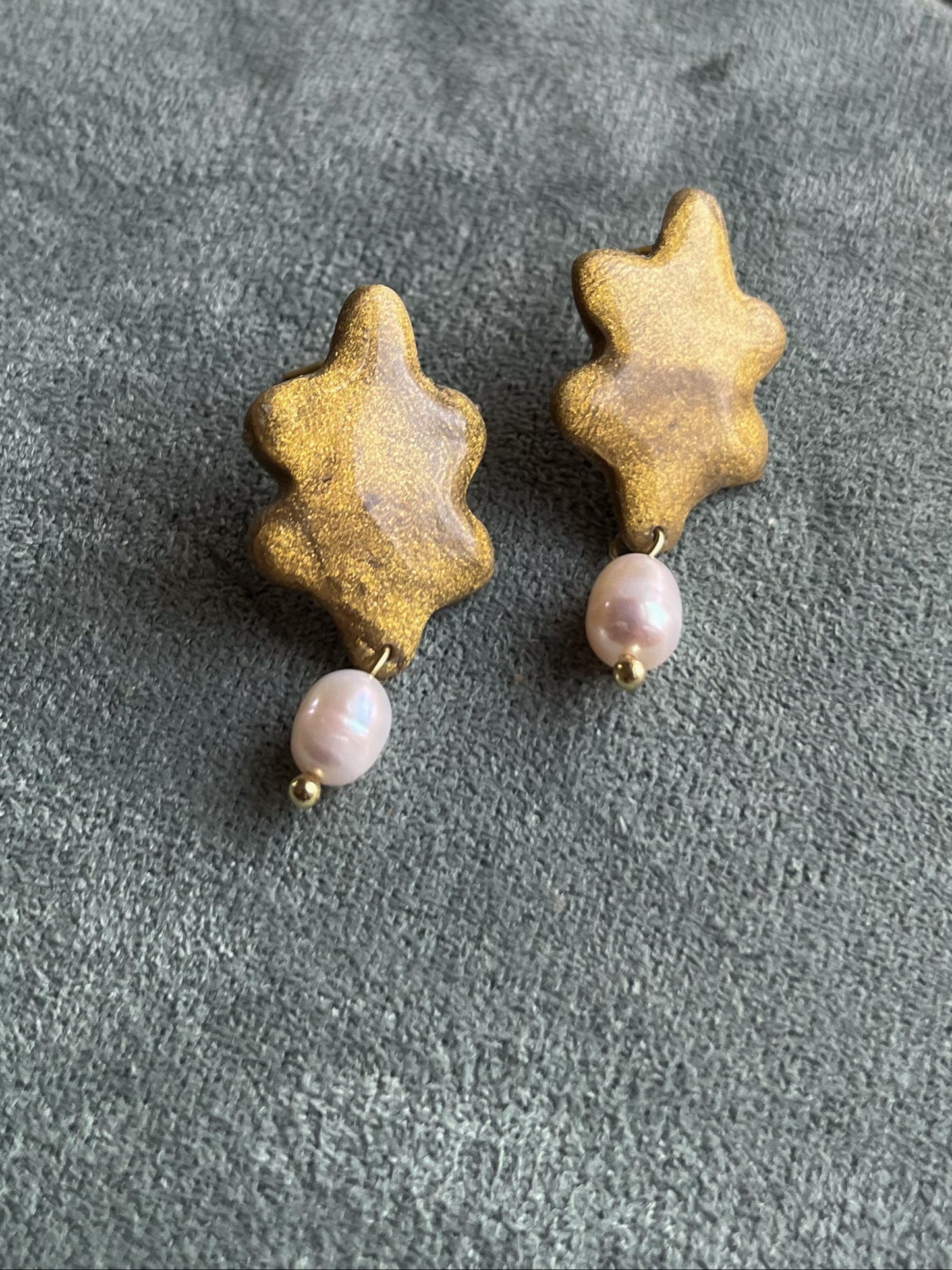 Mini Fanny with Pearl Drop