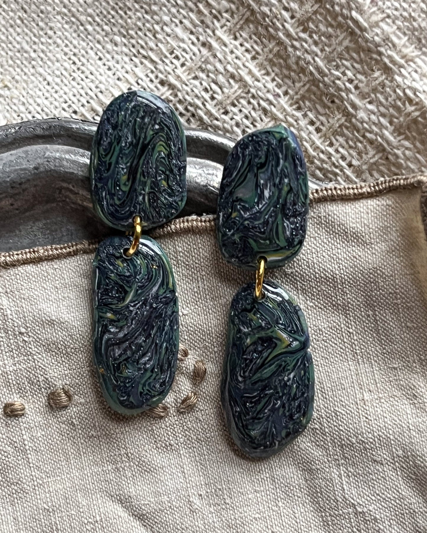 Organic Marbled Dangles