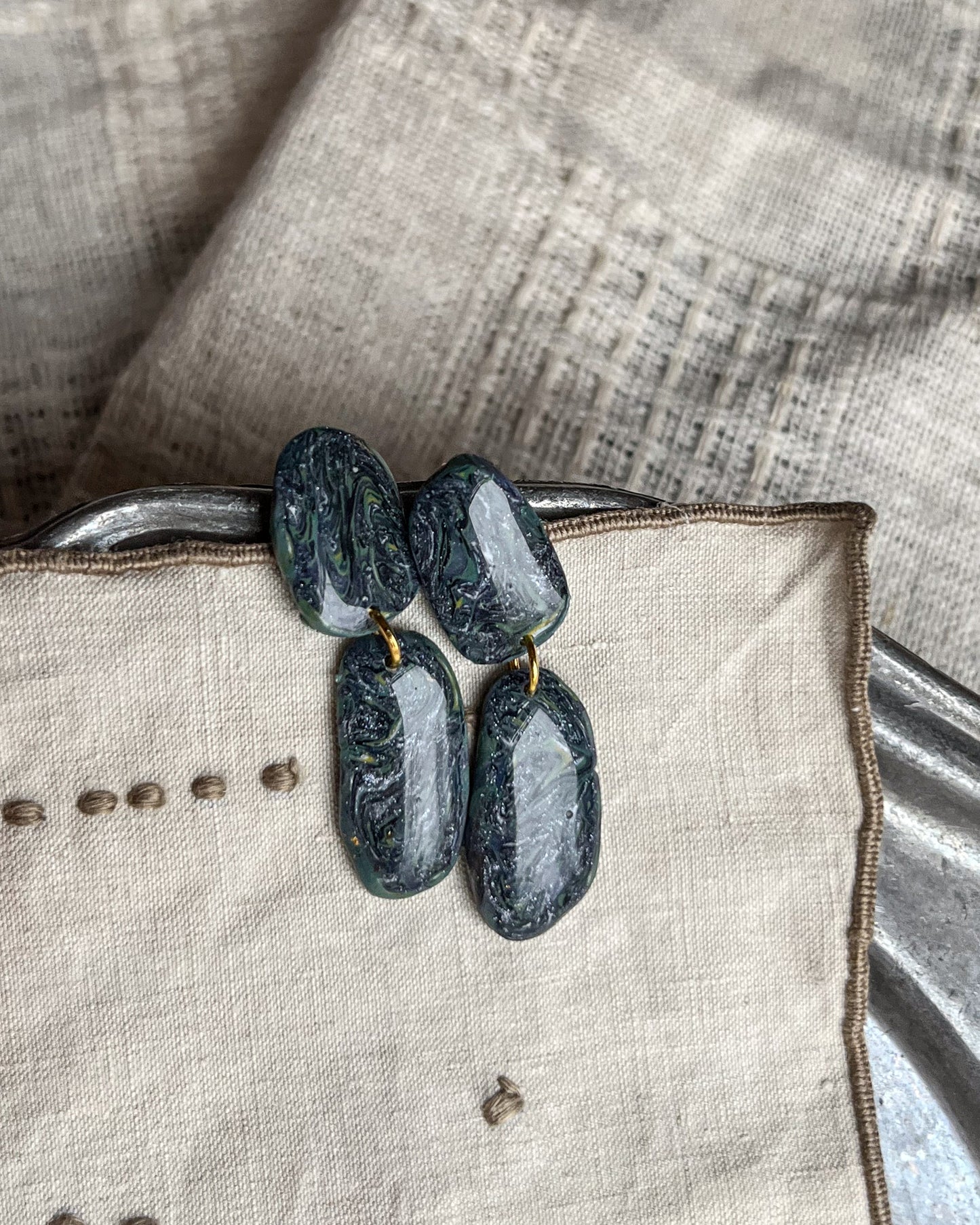 Organic Marbled Dangles