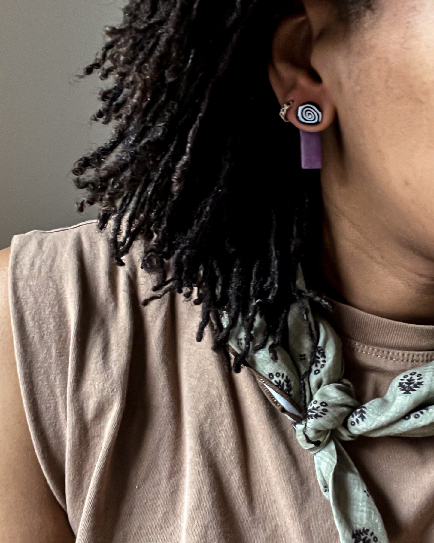 Spiral Column Dangles