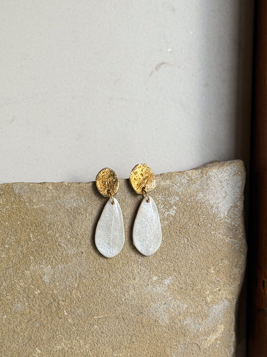 Grecian Teardrop